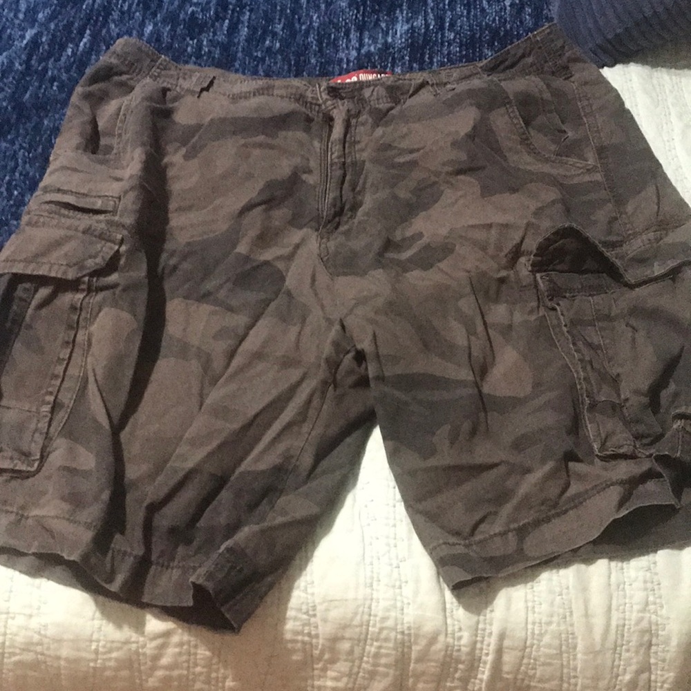 Lee cargo camo shorts